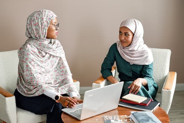 Unlock your fluency in arabic with takallam's workshops